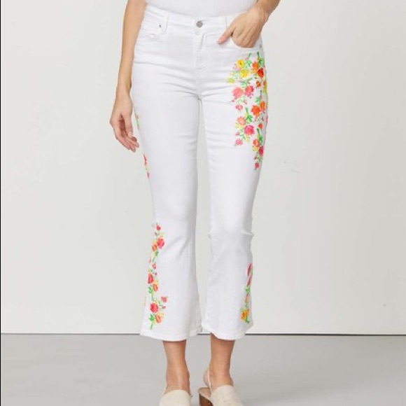 7 For All Mankind 7FAMK Neon Floral Embroidery Flare White Cropped Kick Jeans 28 - Picture 4 of 15